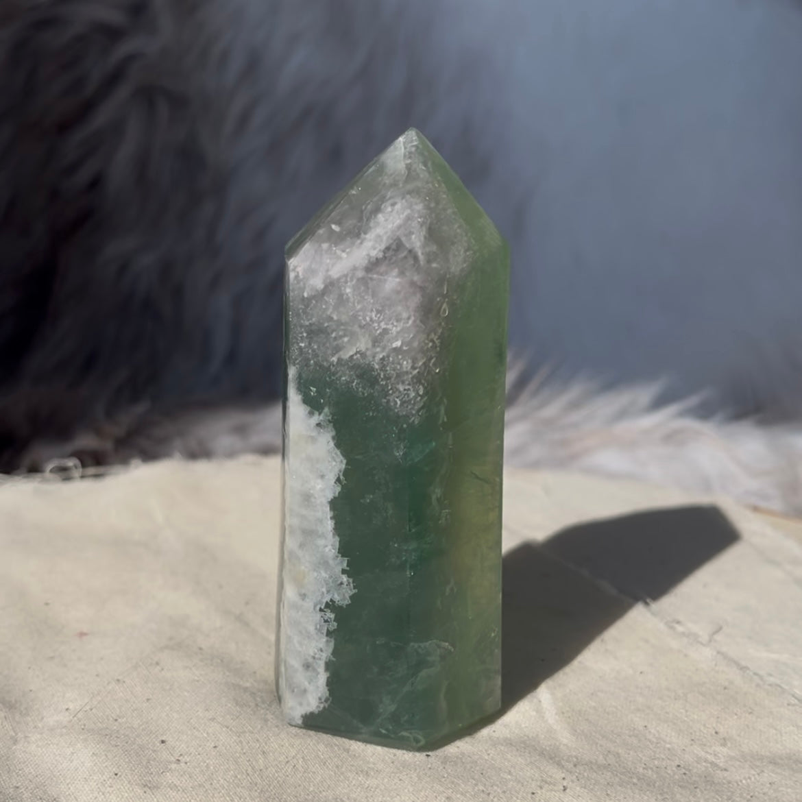 Groene fluoriet toren uit Mongolië