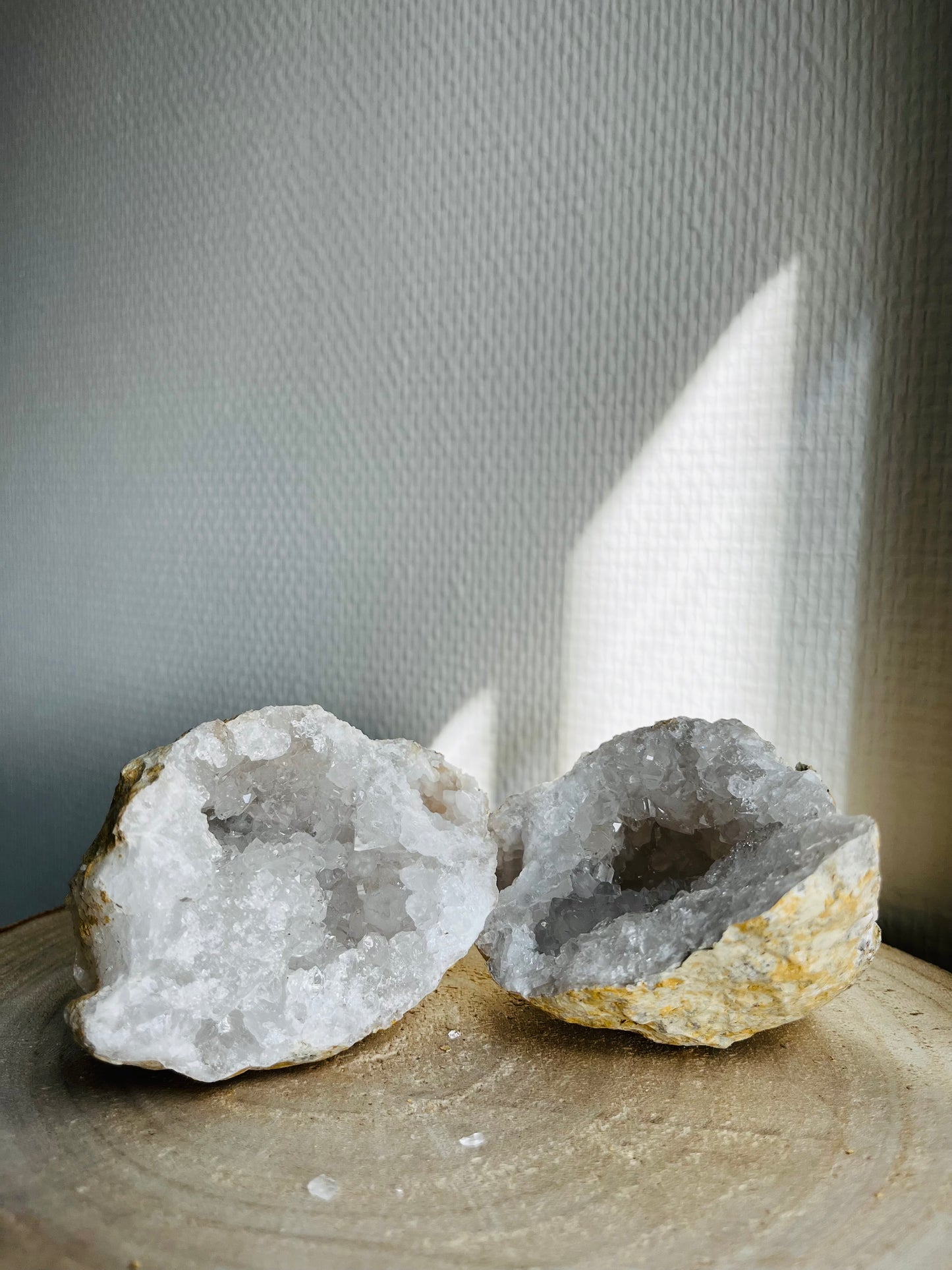 Edelsteen kwarts geode M