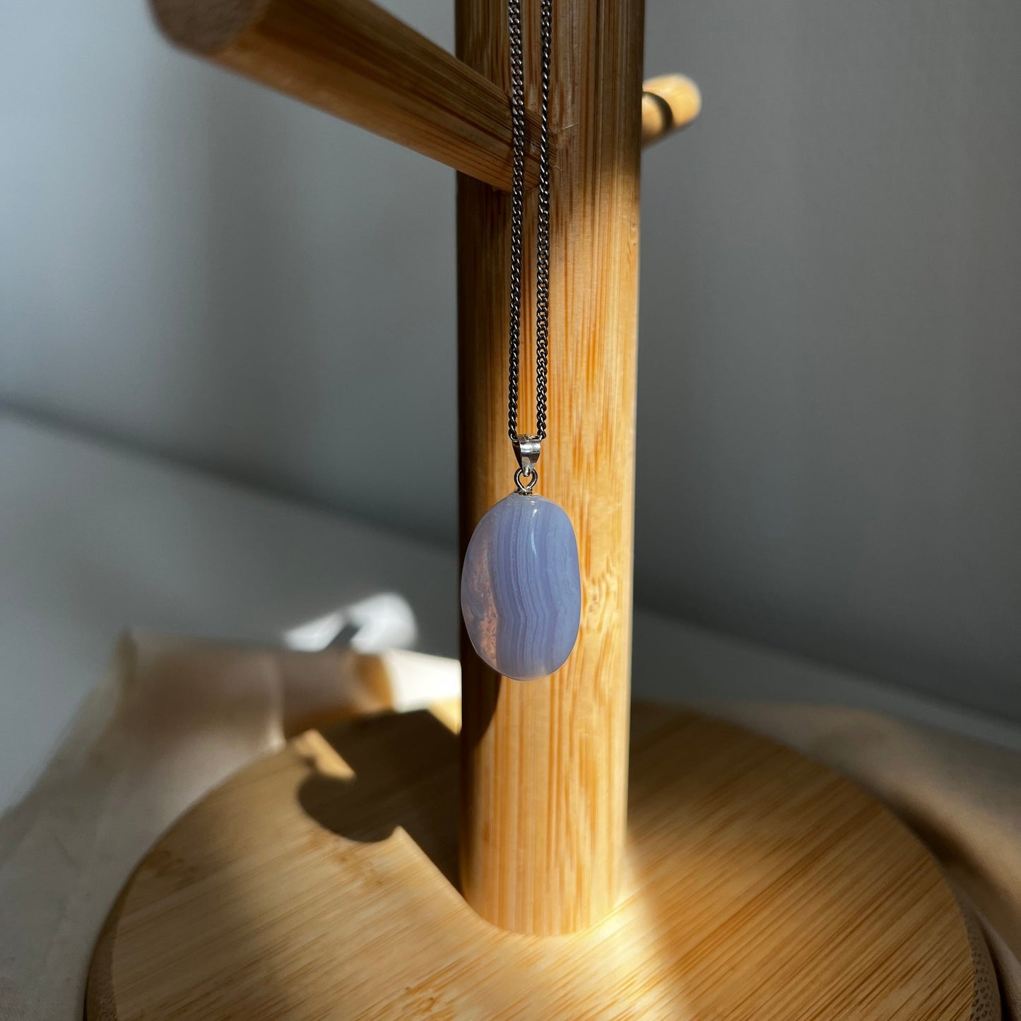 Edelsteen blue lace agaat kettinghanger